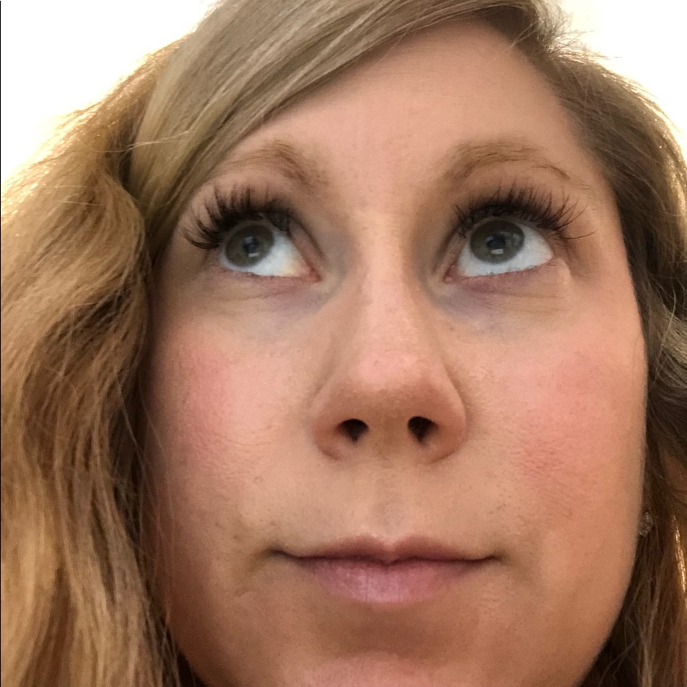 Meet your Posher, Courtney